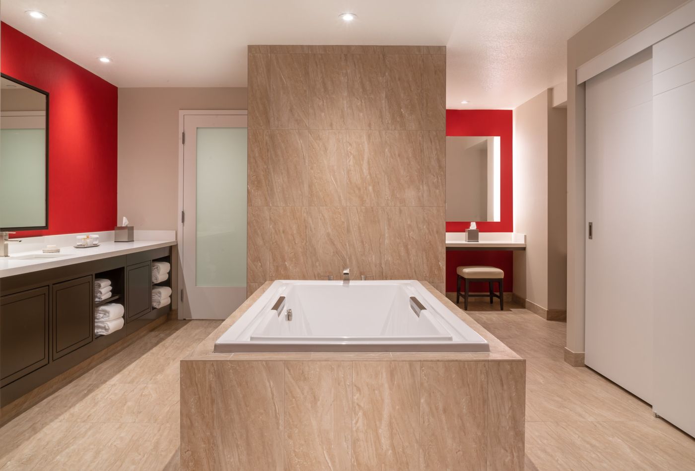 Horseshoe-Las-Vegas-Room-27