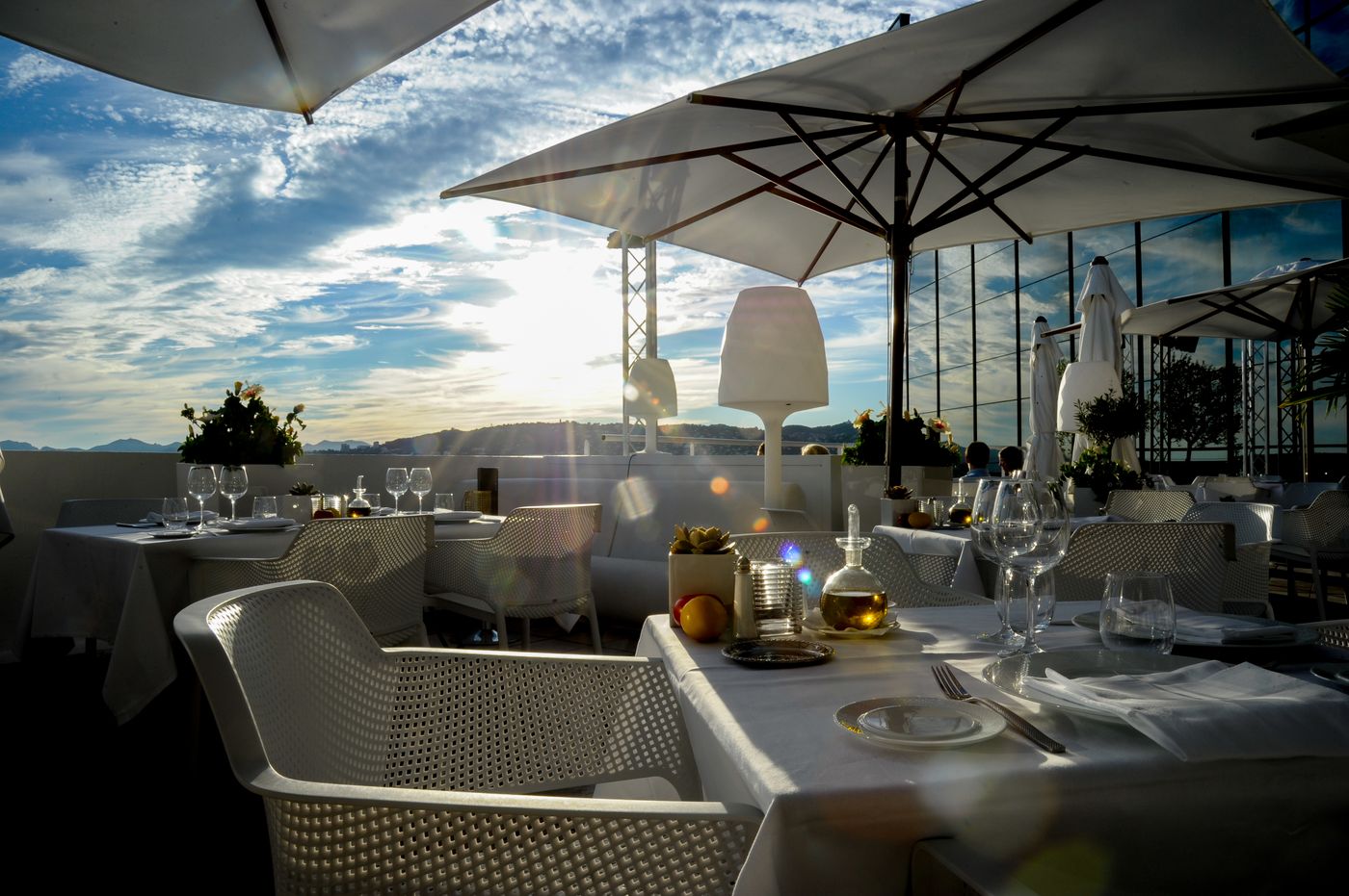 Garden-Beach-Hotel-Terrace-1