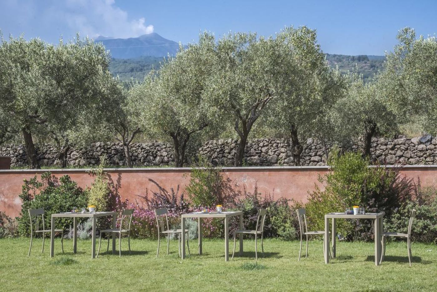 Villa-Neri-Resort-and-Spa-General-view-8