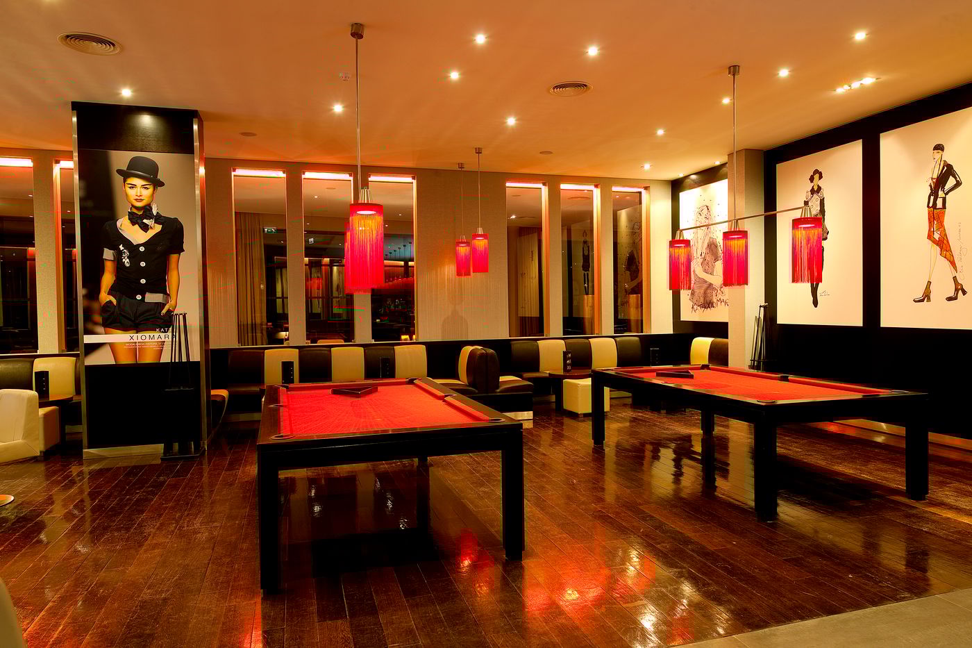 Vila-Gale-Lagos-Bar-35