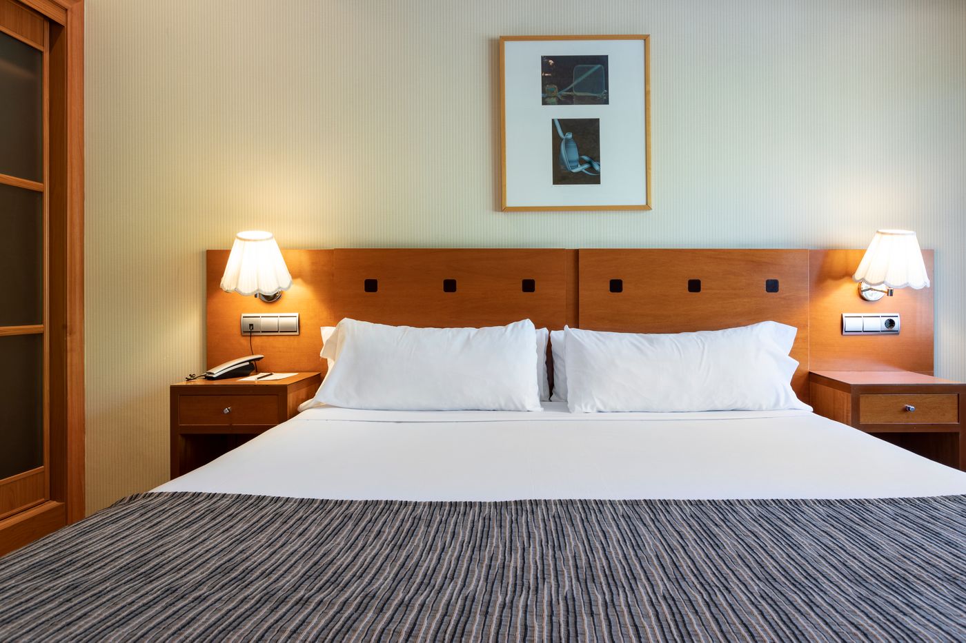 Petit-Palace-Arturo-Soria-Room-19