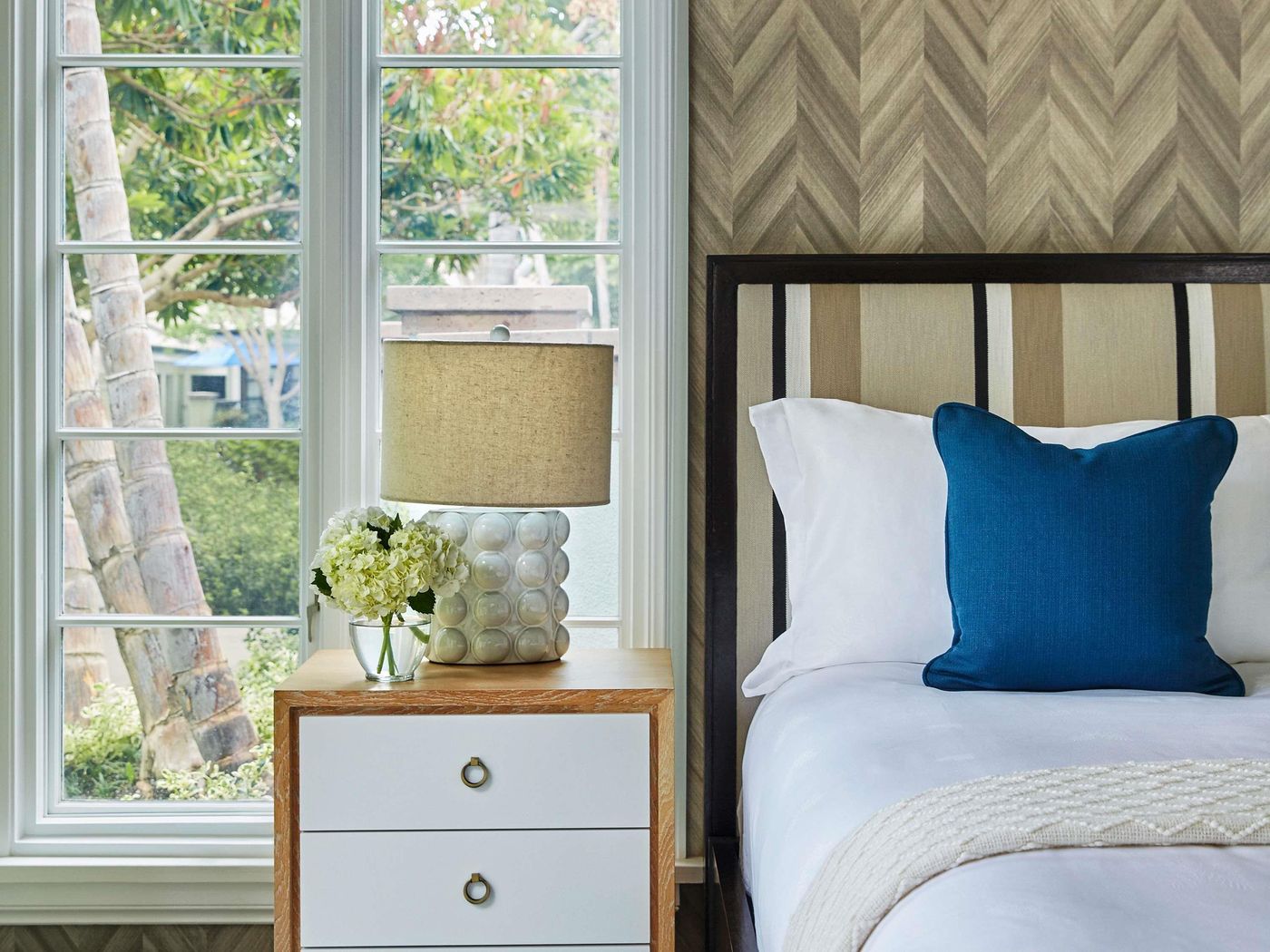 Fairmont-Miramar-Hotel---Bungalows-Room-43