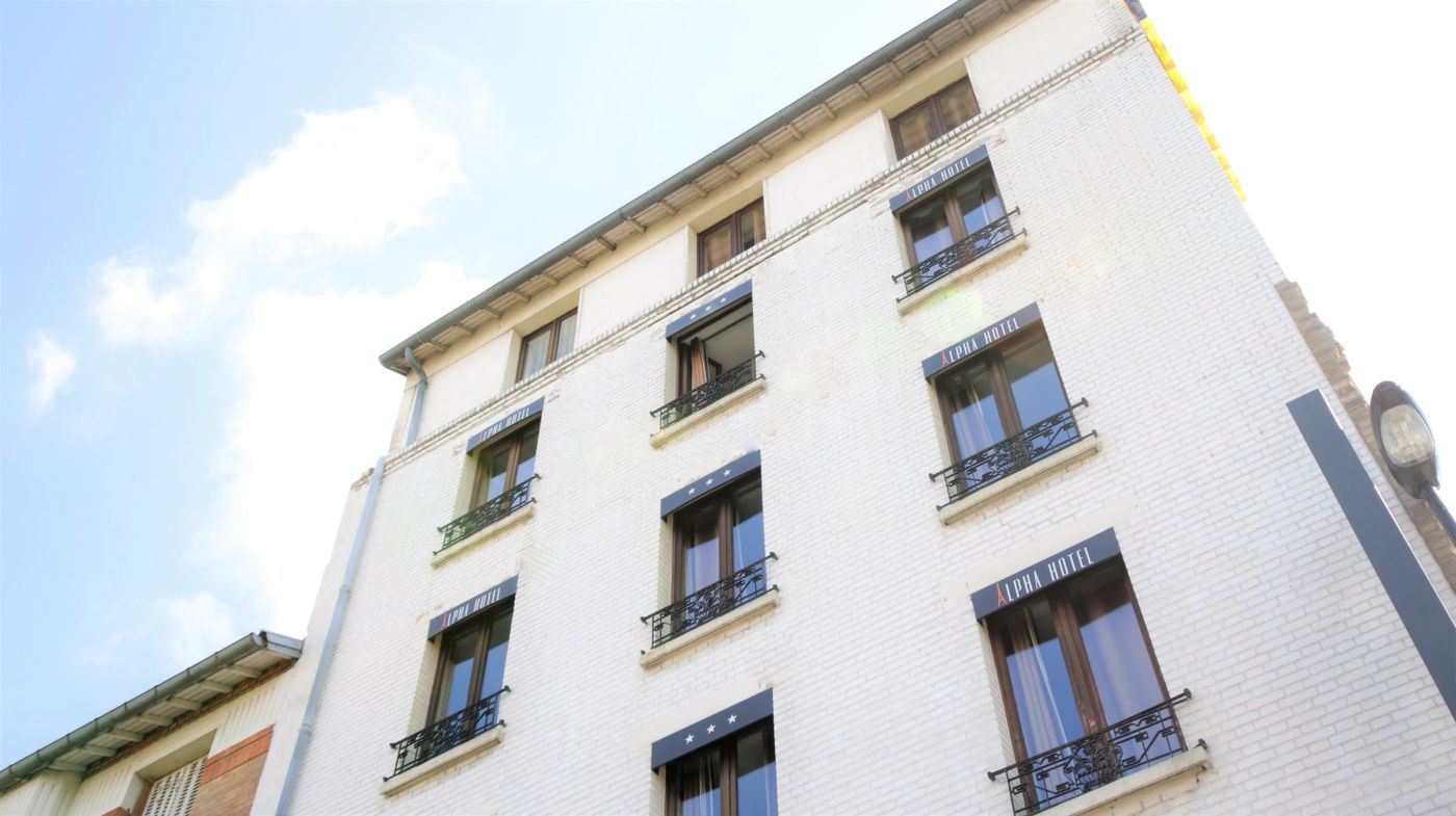 Hotel-Alpha-Paris-Eiffel-by-Patrick-Hayat-General-view-8