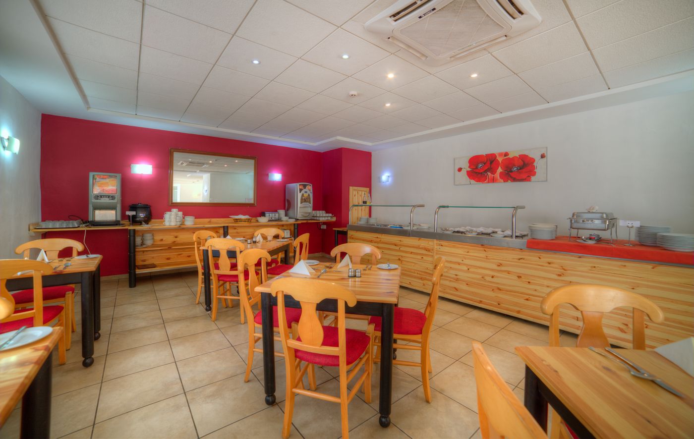 Primera-Hotel-Restaurant-21