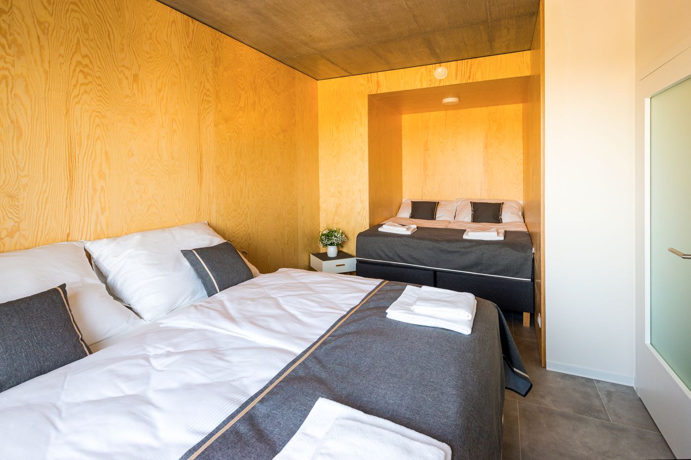 Residence-Trafick-Room-20