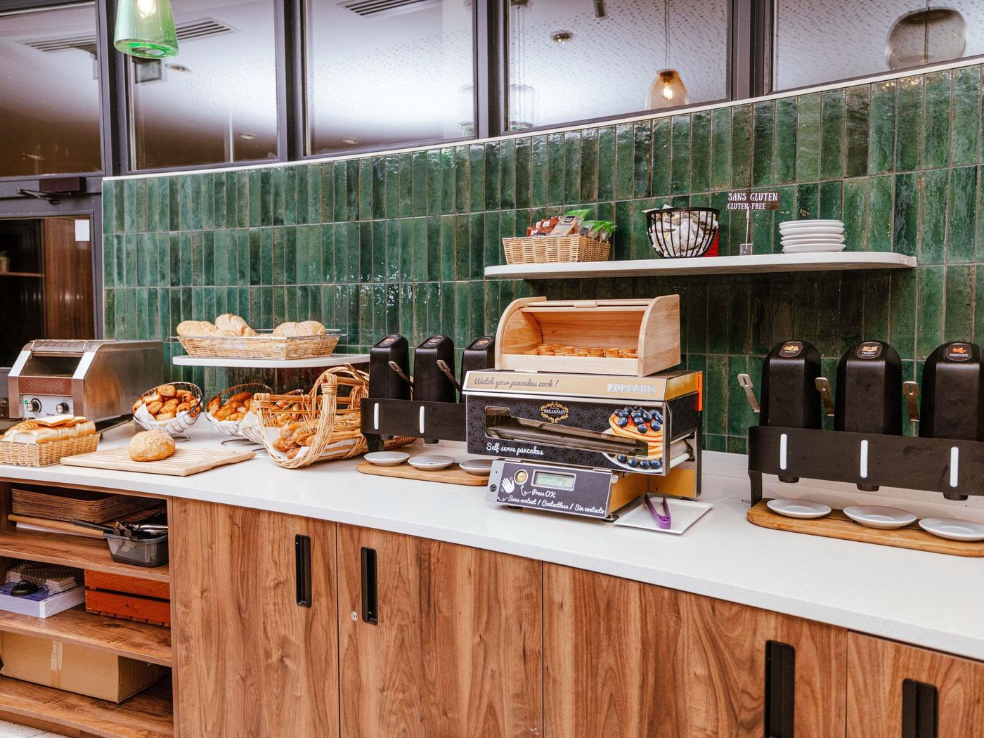 ibis-Luxembourg-Aeroport-Restaurant-40