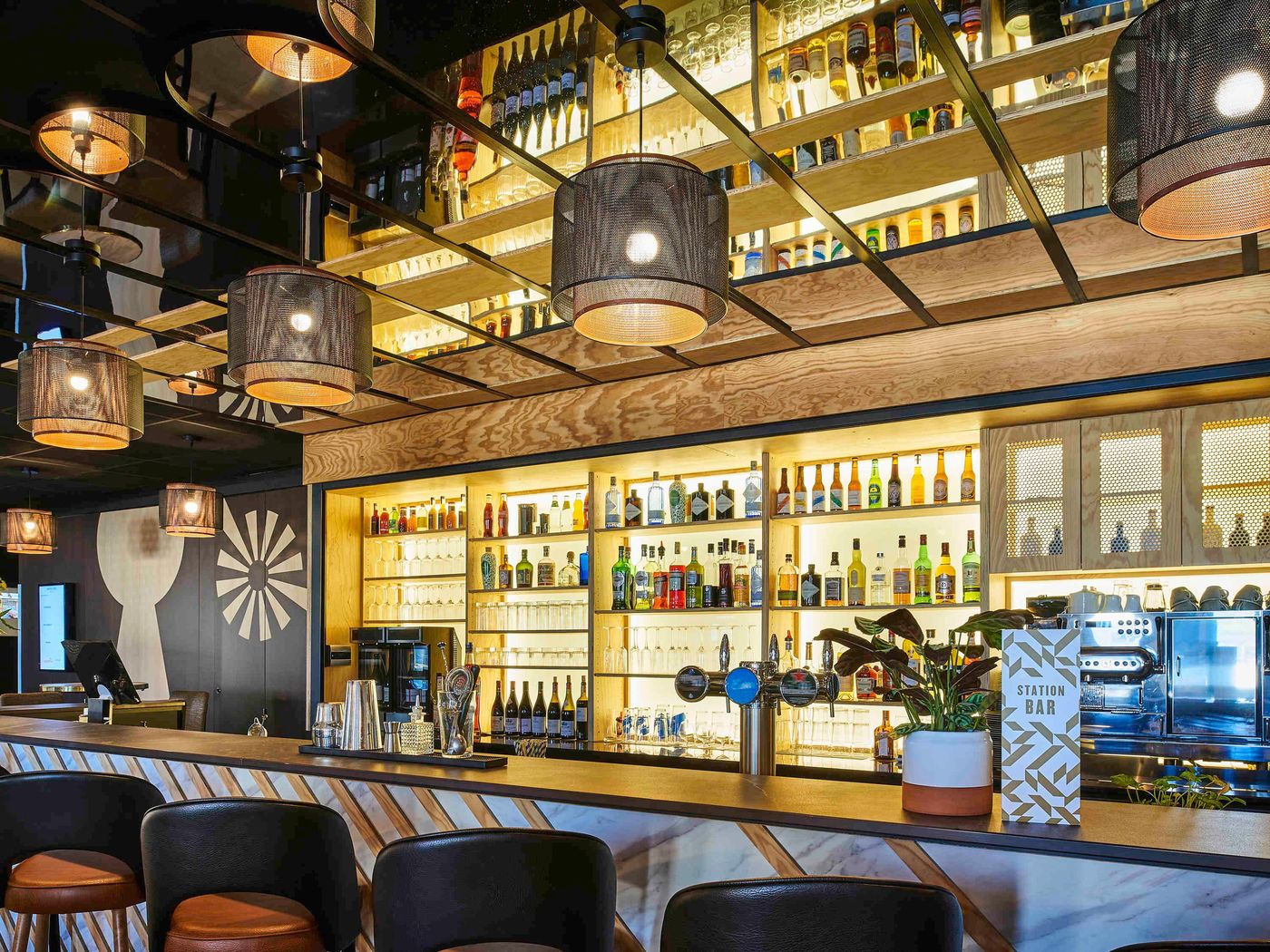 Mercure-Paris-Gare-de-Lyon-TGV-Bar-16