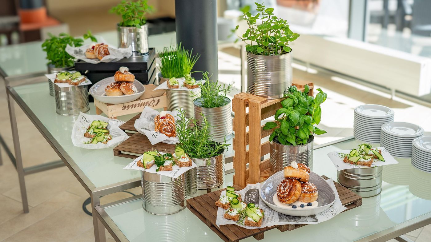 Holiday-Inn-Berlin-Airport-Conference-Center-Restaurant-47