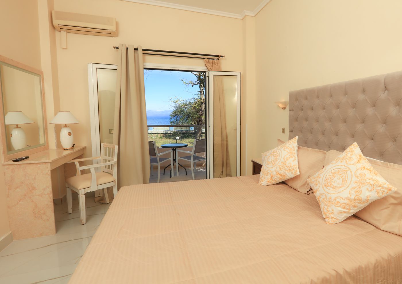 CavoMarina Beach Hotel 19