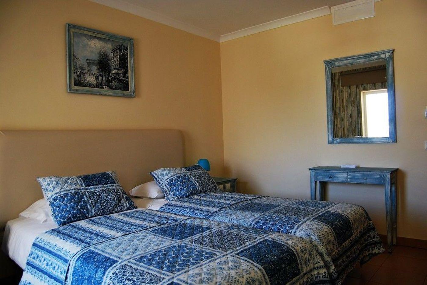 Praia-do-Burgau-General-view-11