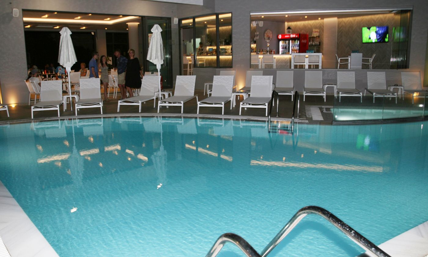 Hotel-Agrelli-Pool-60