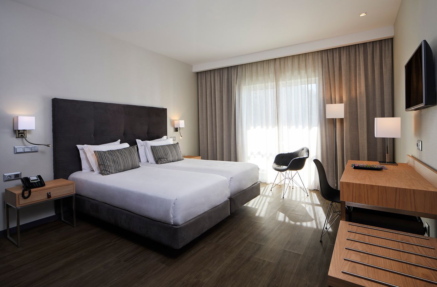 Alcazar-Hotel-Room-13