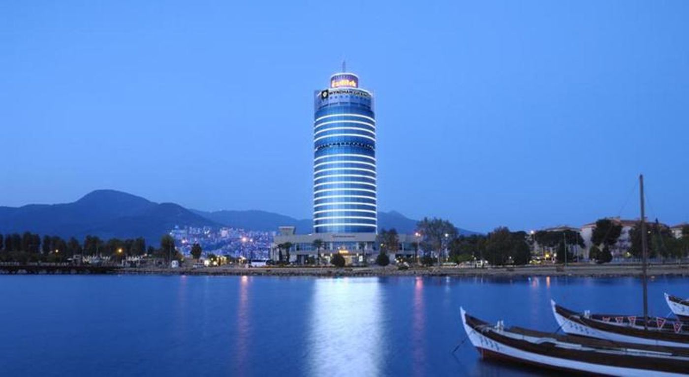 Wyndham Grand Izmir Ozdilek