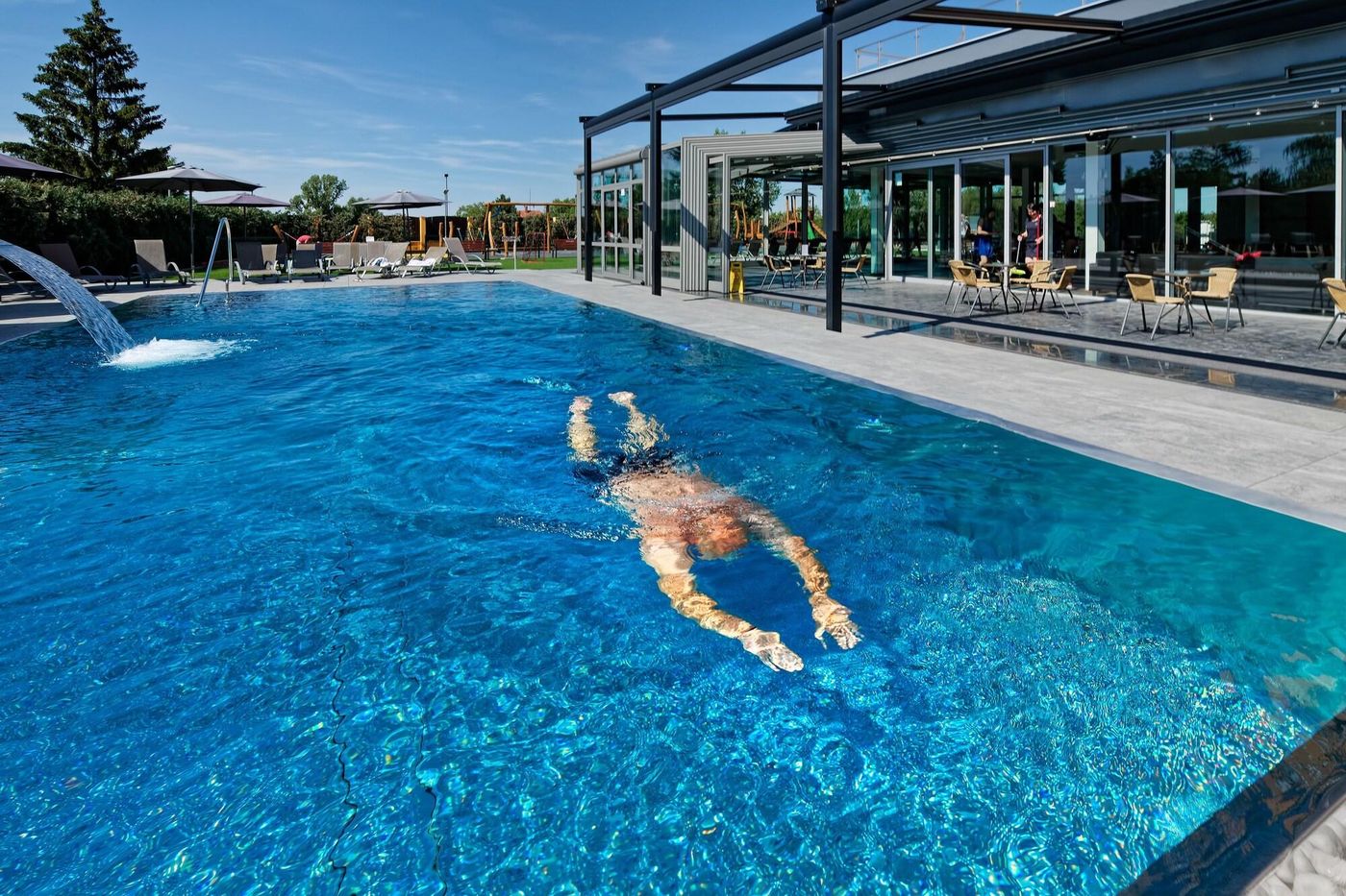 Hotel-Aura-Sports-and-Entertainment-51