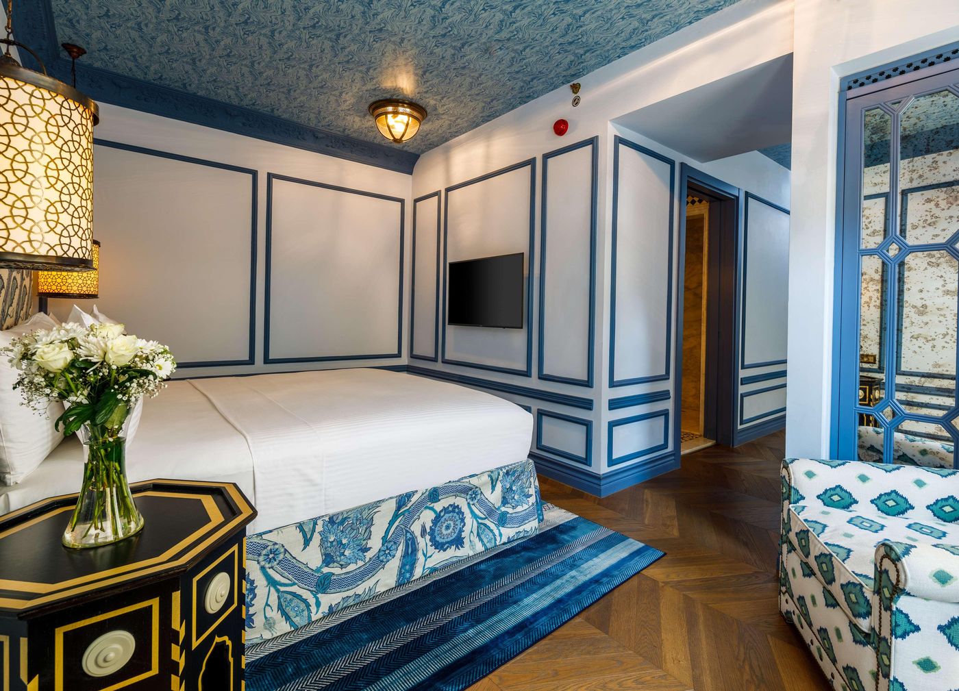 Hagia-Sofia-Mansions-Curio-Collection-by-Hilton-Room-28