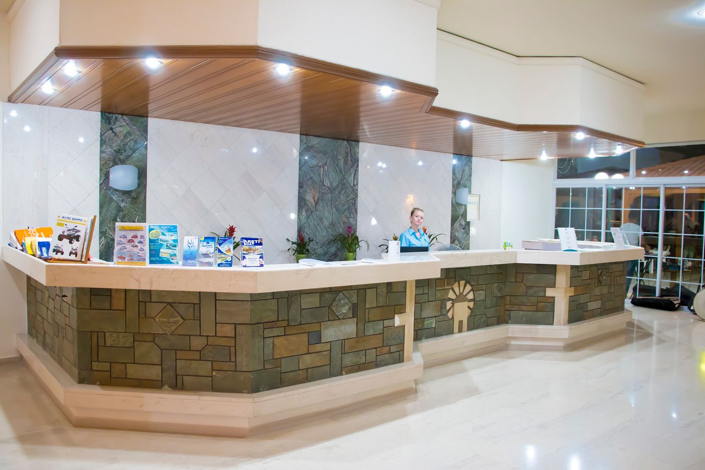 Euroxenia-Marathon-Hotel-Lobby-28