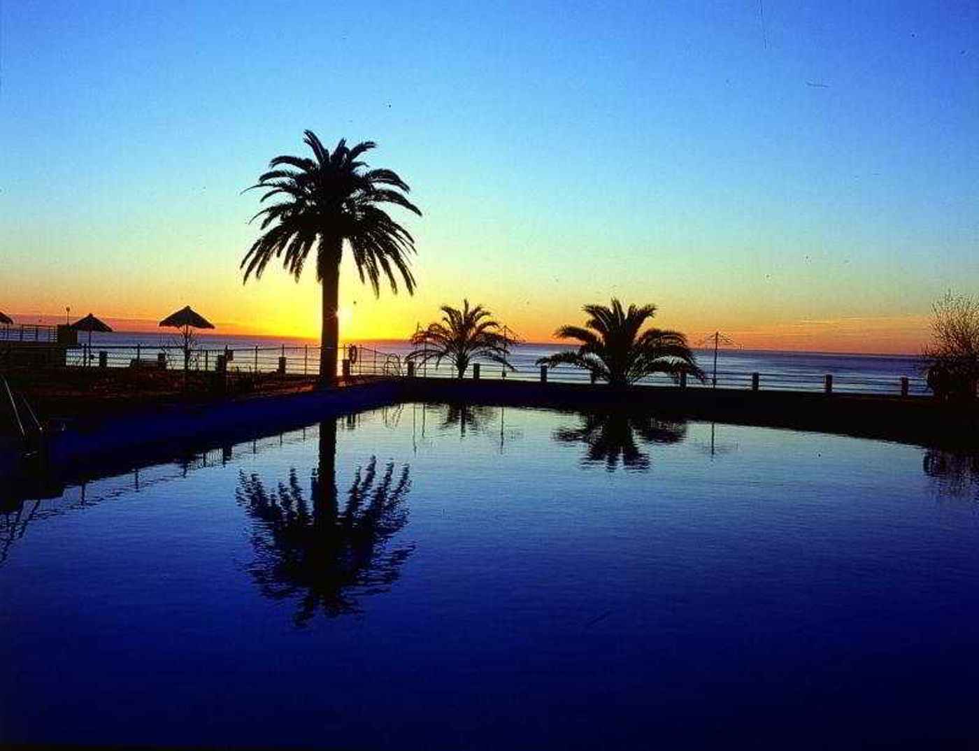 Torre-de-la-Roca--Beach-10