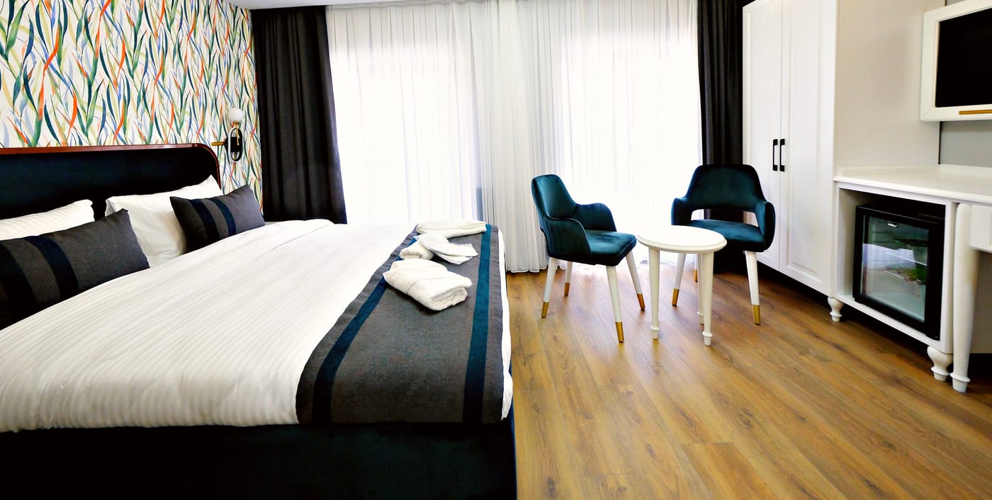 The-Saint-Otel-Room-9