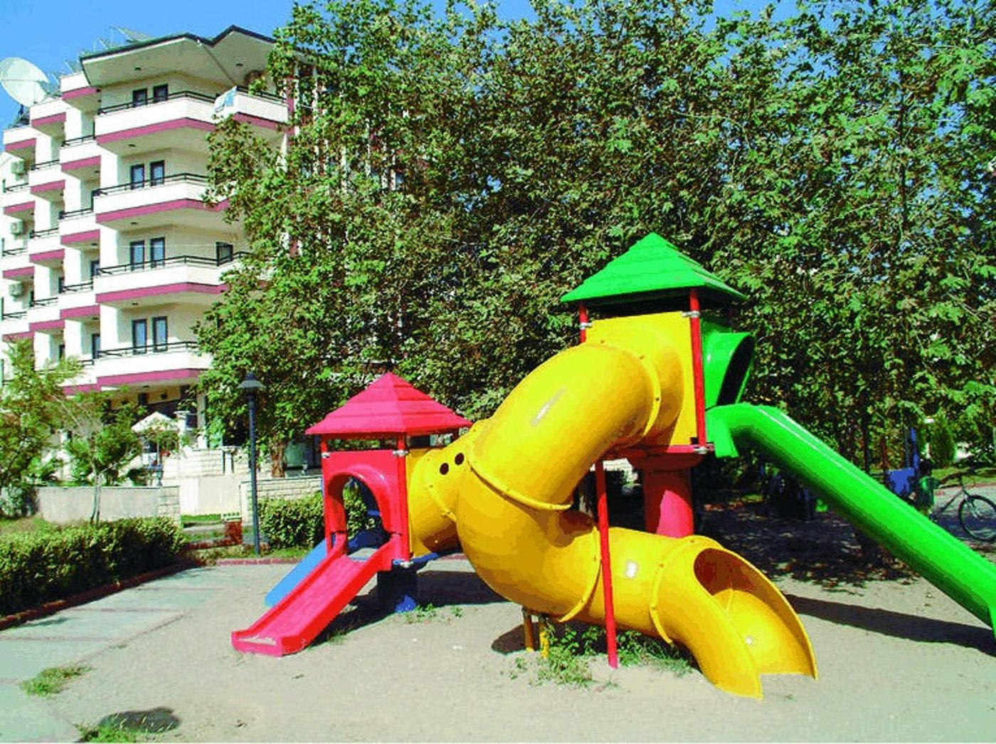 Xperia Kandelor Hotel