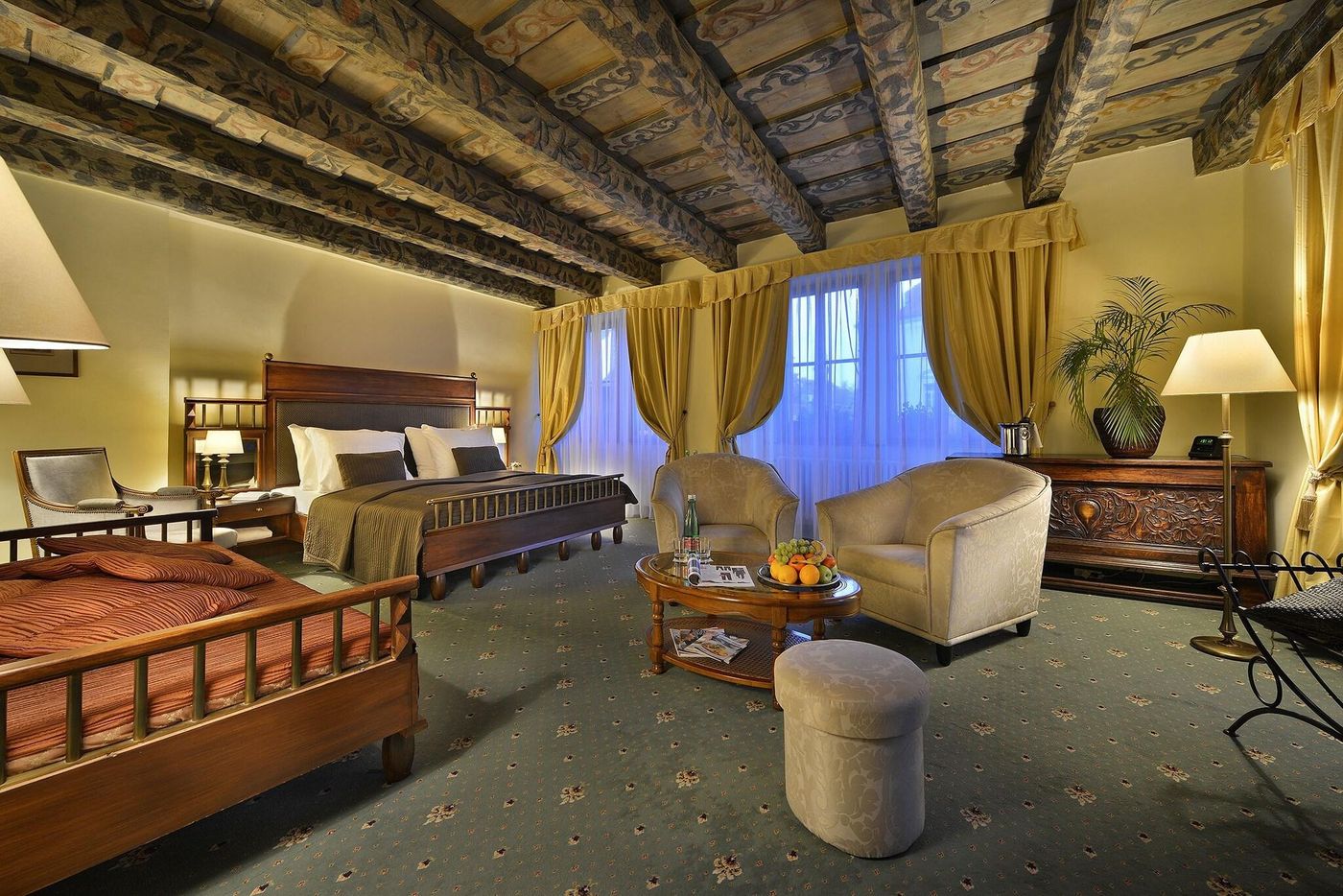 U-Tri-Pstrosu-Room-5