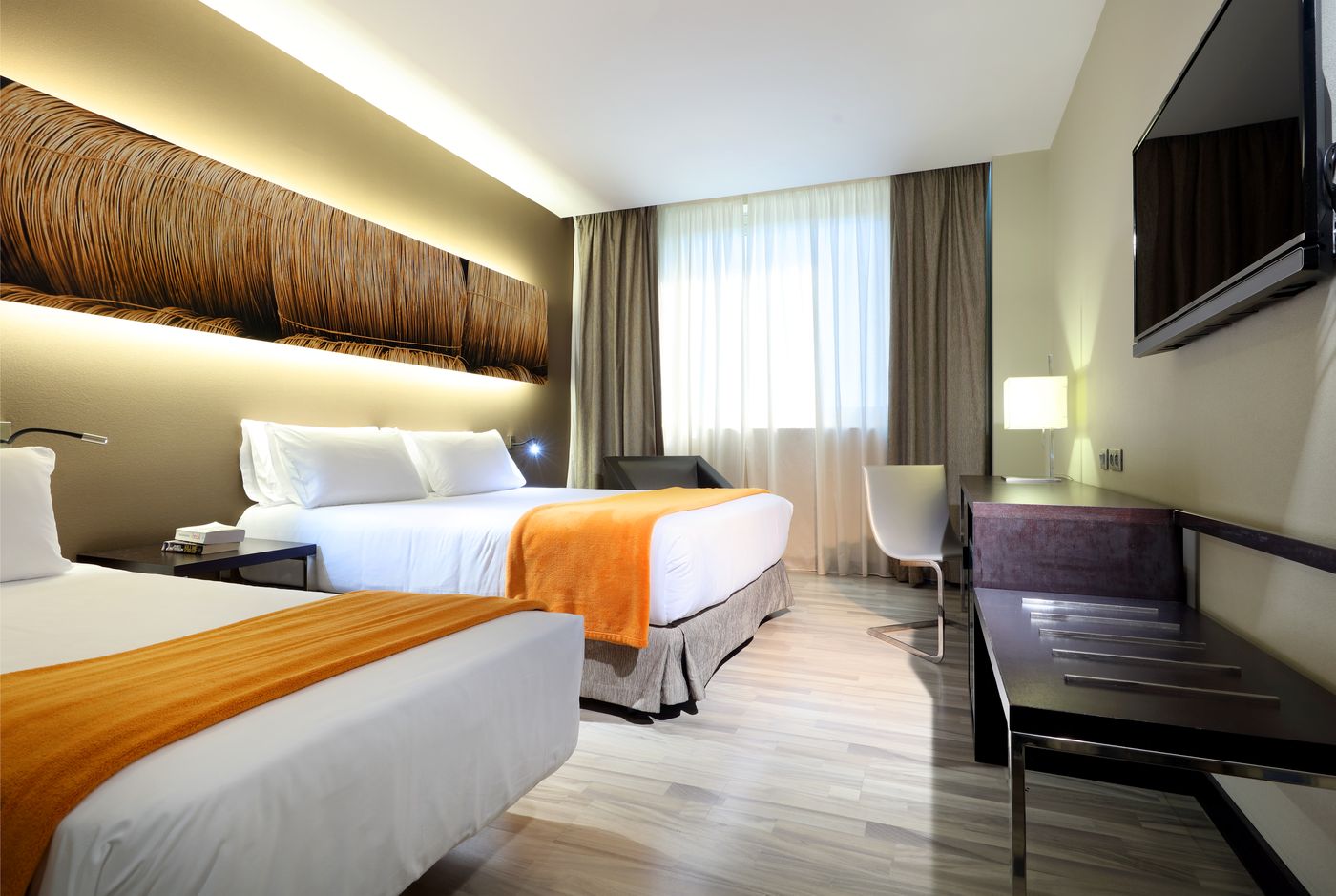 NH-Puerto-de-Sagunto-Room-19