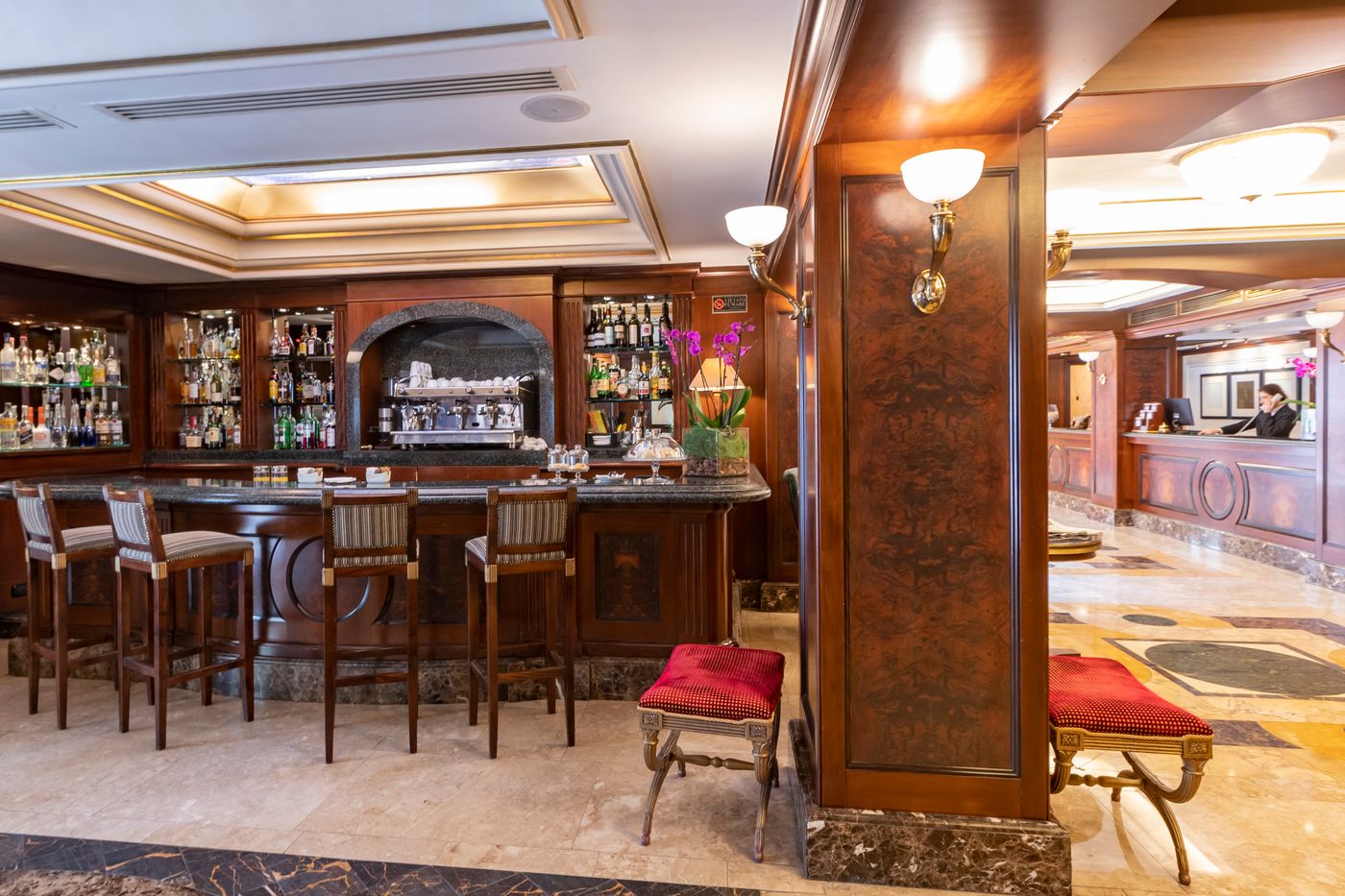 River-Chateau-Bar-13