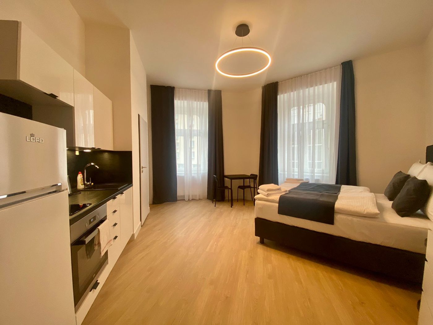 Figaro-Suites-Room-4