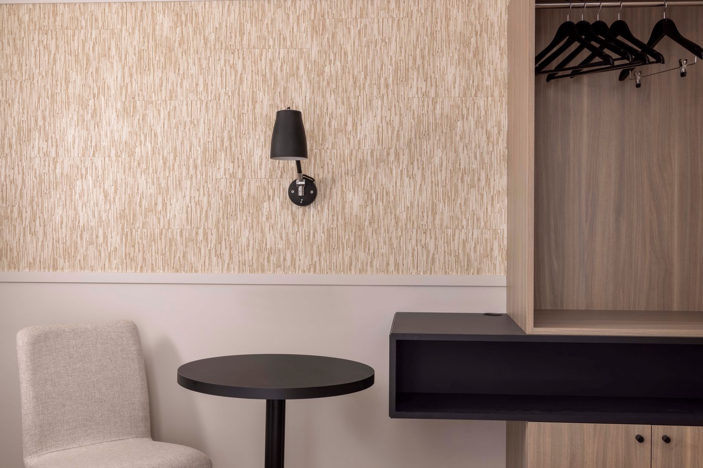 Grand-Hotel-Leveque-Room-5