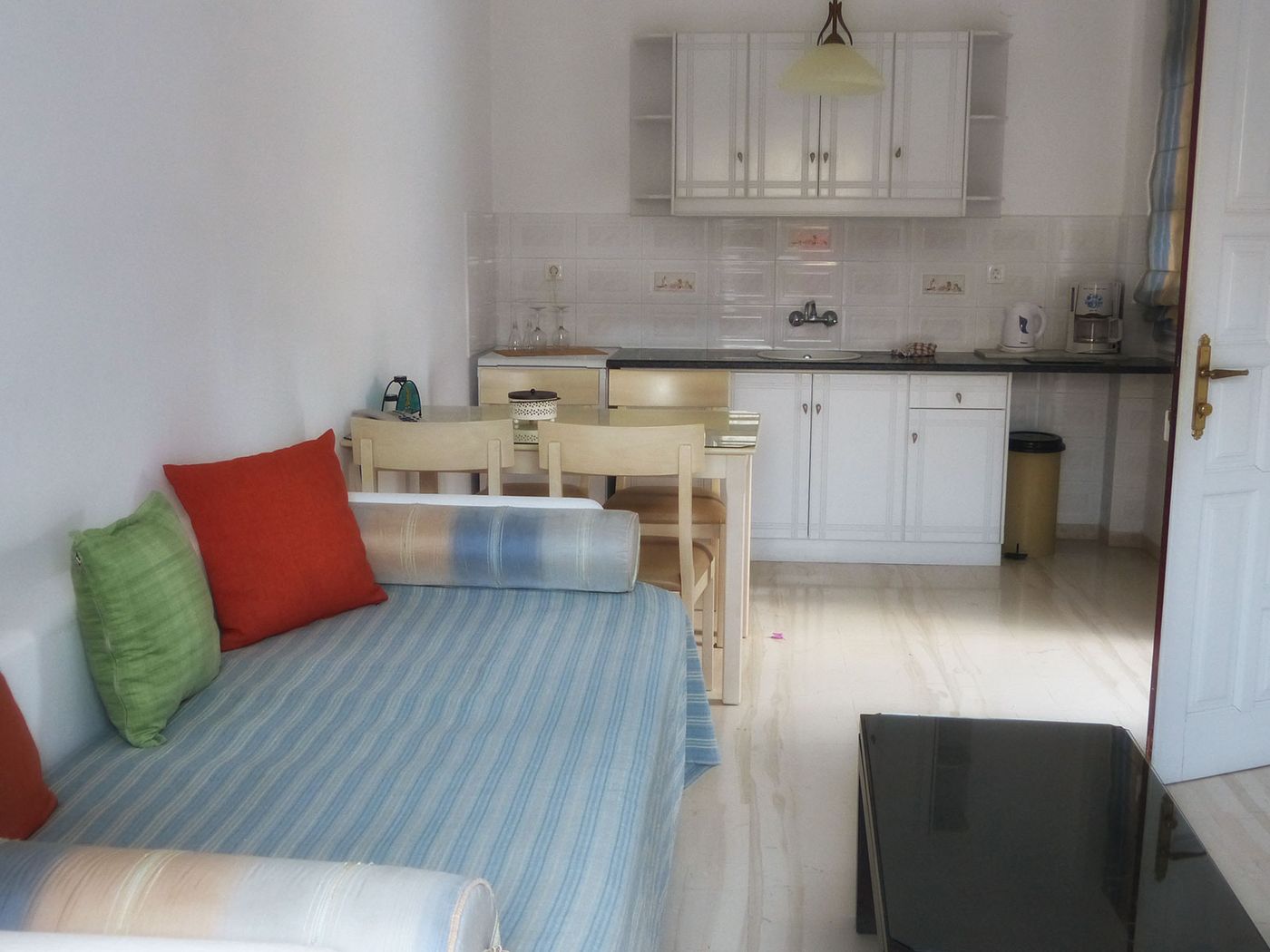 Aparthotel-Black-Sand-Room-33