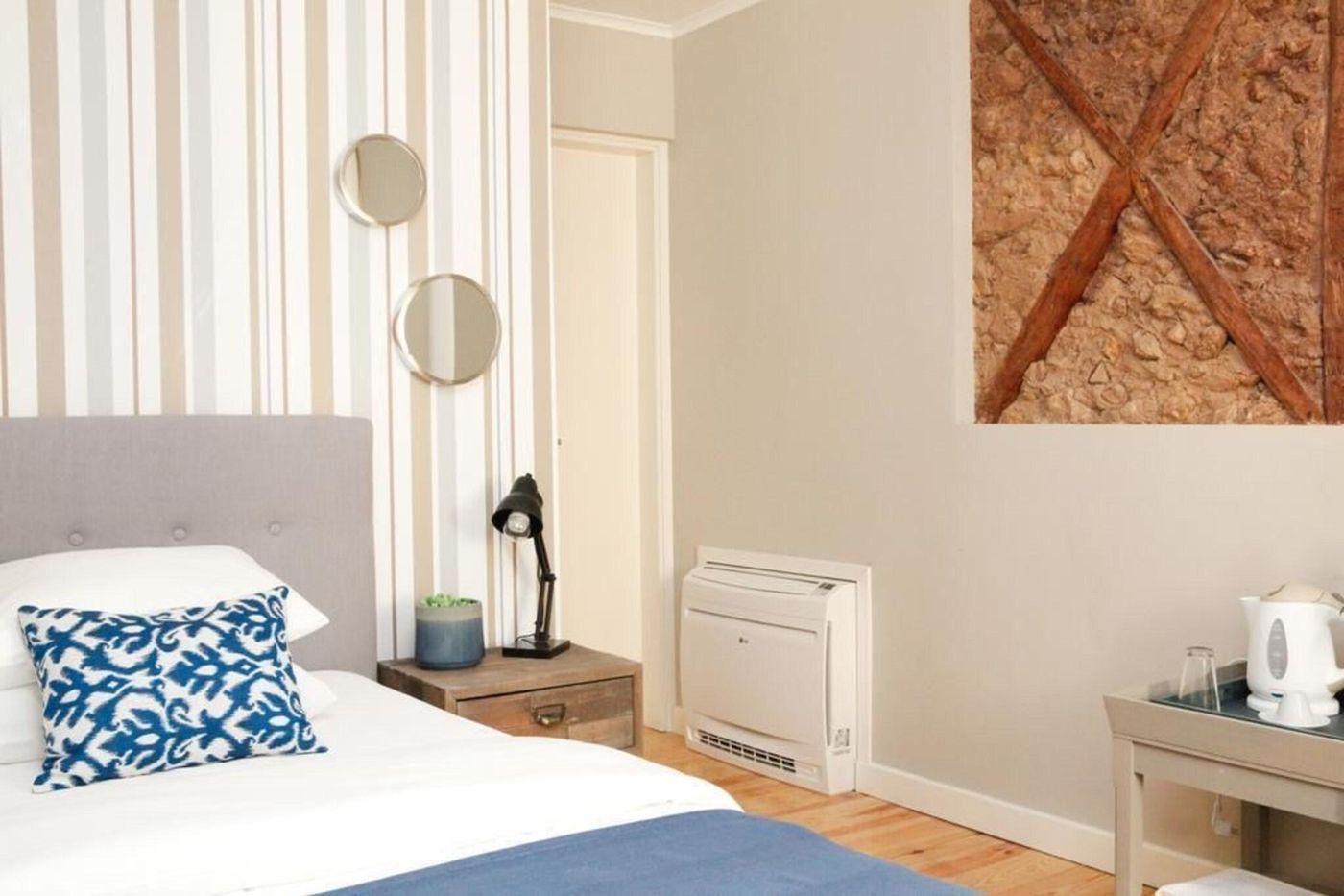 Flores-Guest-House-Room-48