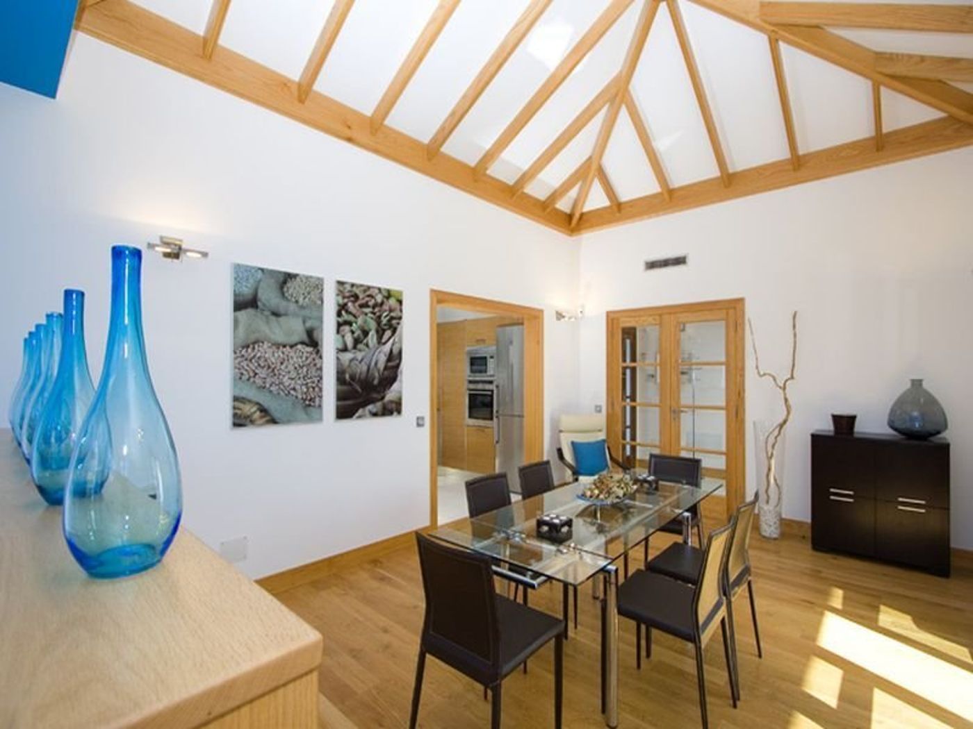 Ereza-Villas-Mamma-Mia-Room-20