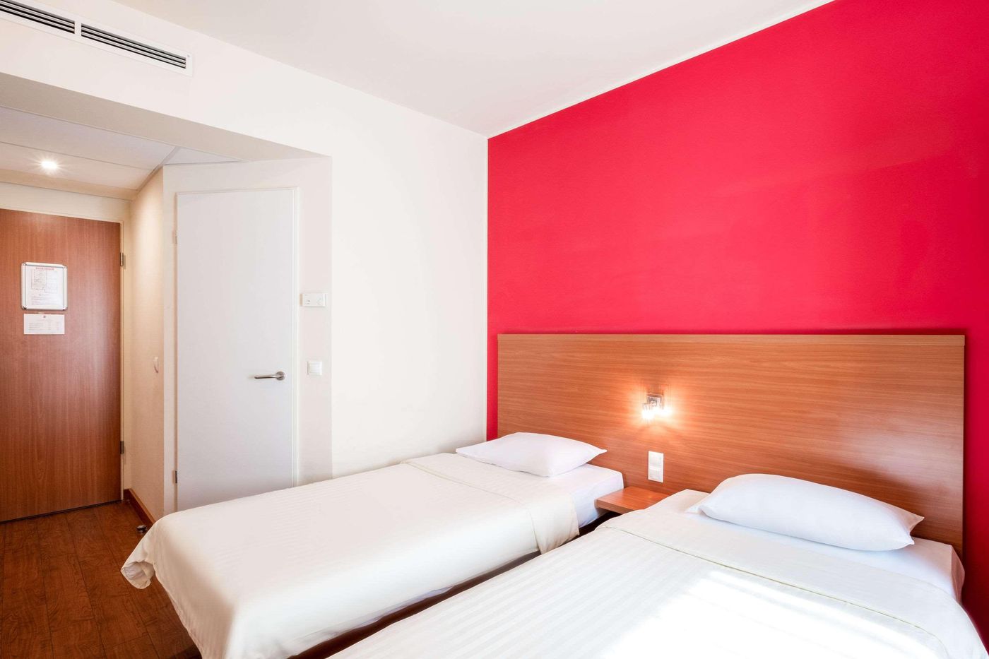 City-Hotel-Budapest-Room-16