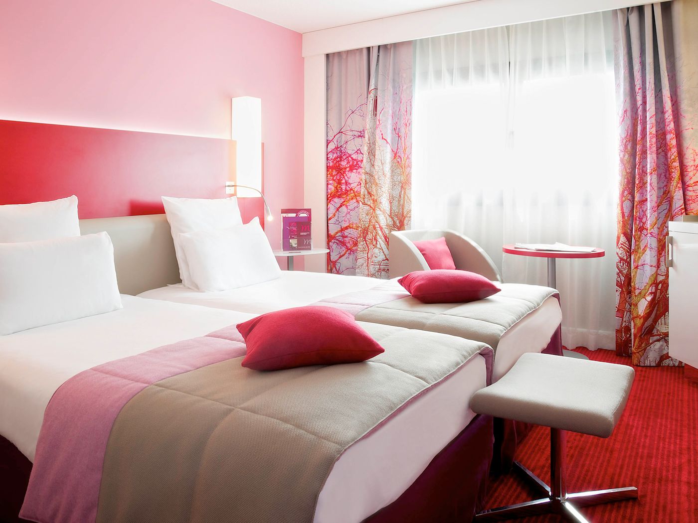 Mercure-Paris-Montmartre-Sacre-Coeur-Room-32