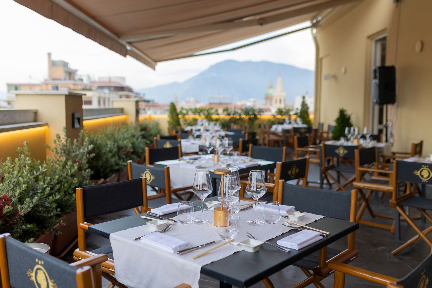 Grand-Hotel-et-des-Palmes-Terrace-3