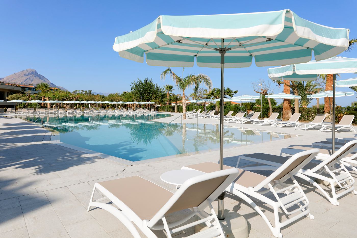 Fiesta-Sicilia-Resort-Pool-4