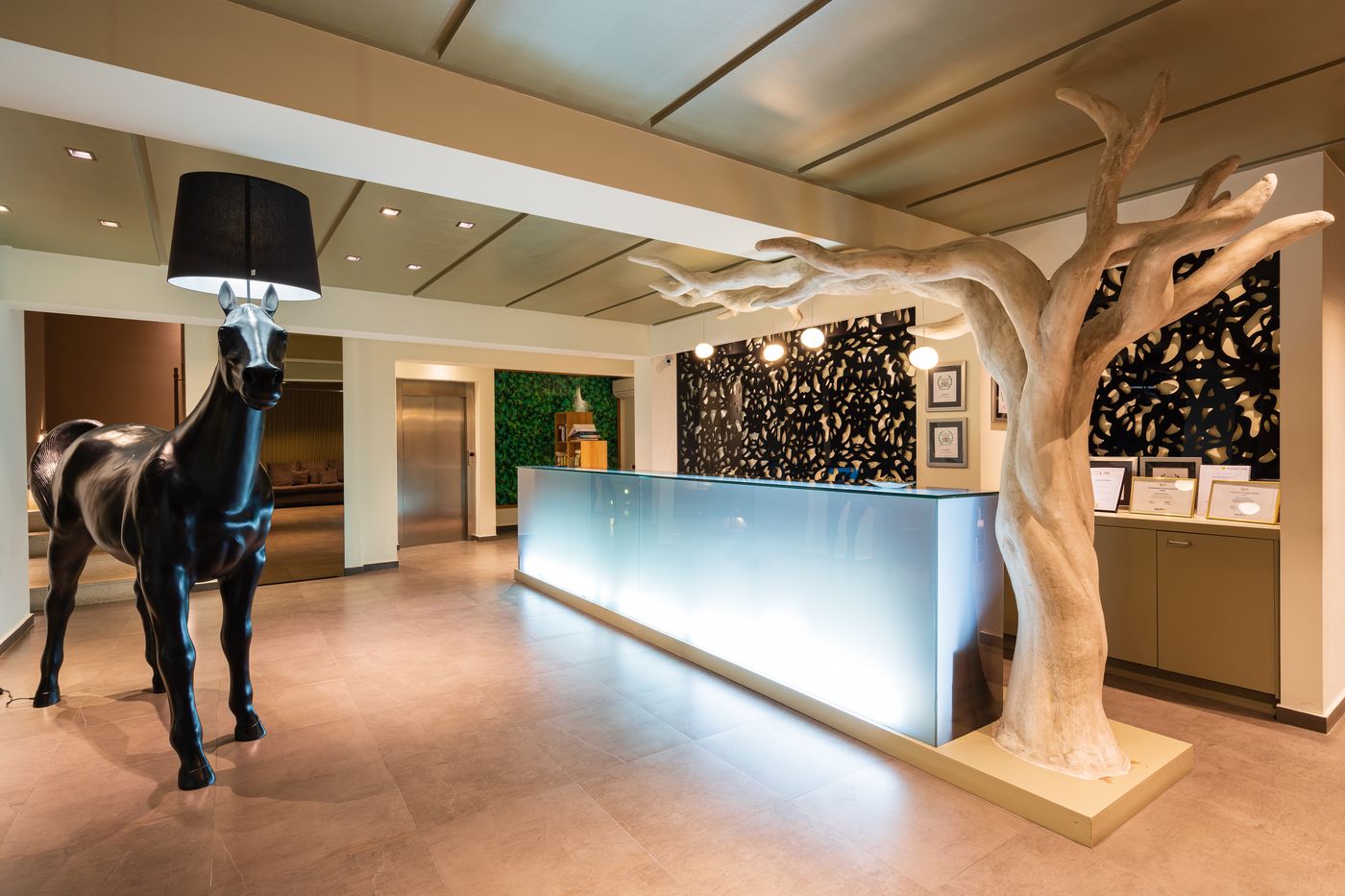 Bourtzi-boutique-hotel-Lobby-16