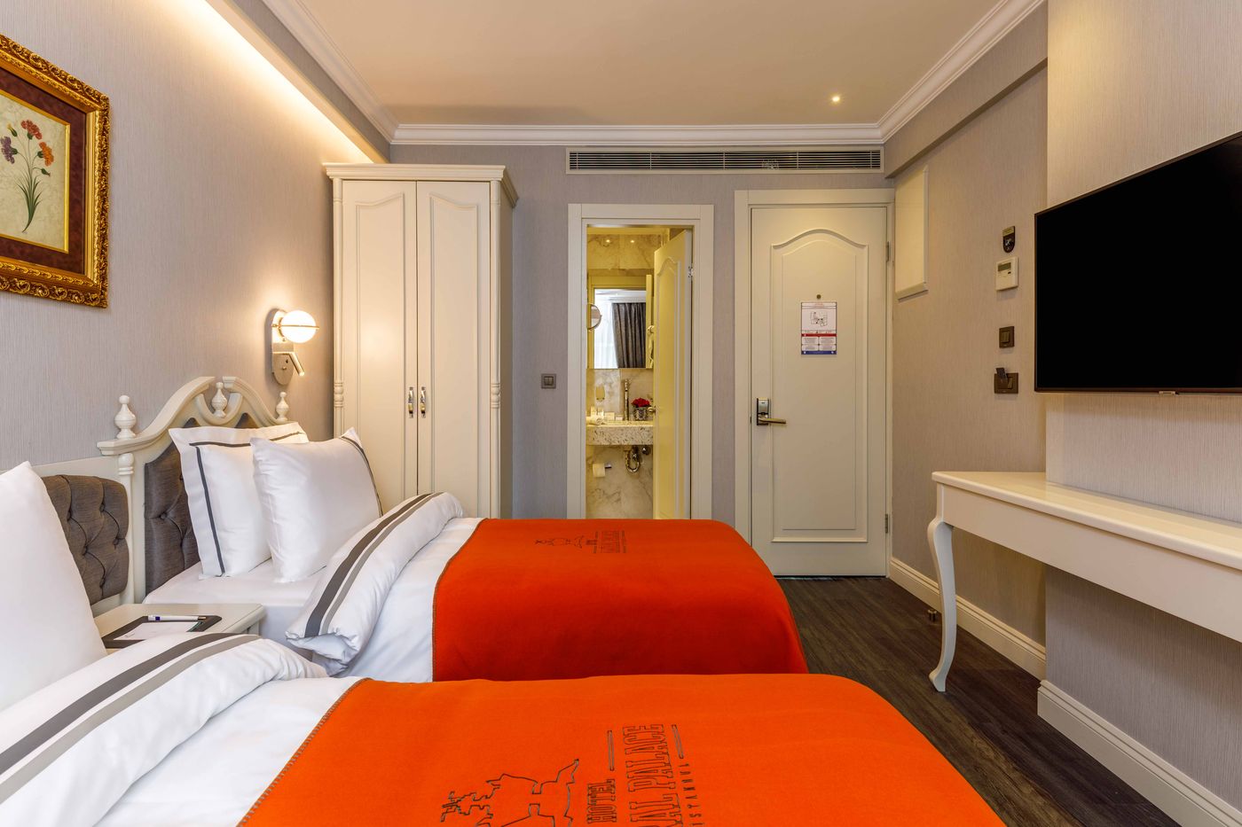 Amiral-Palace-Room-36