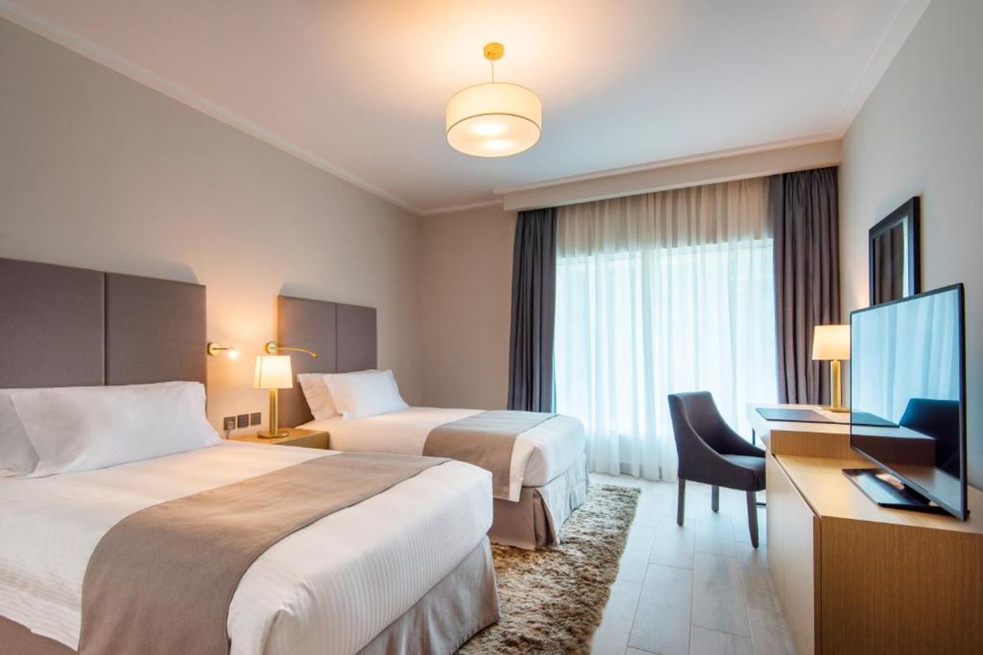 Centara-West-Bay-Hotel-and-Residences-Doha-Room-10