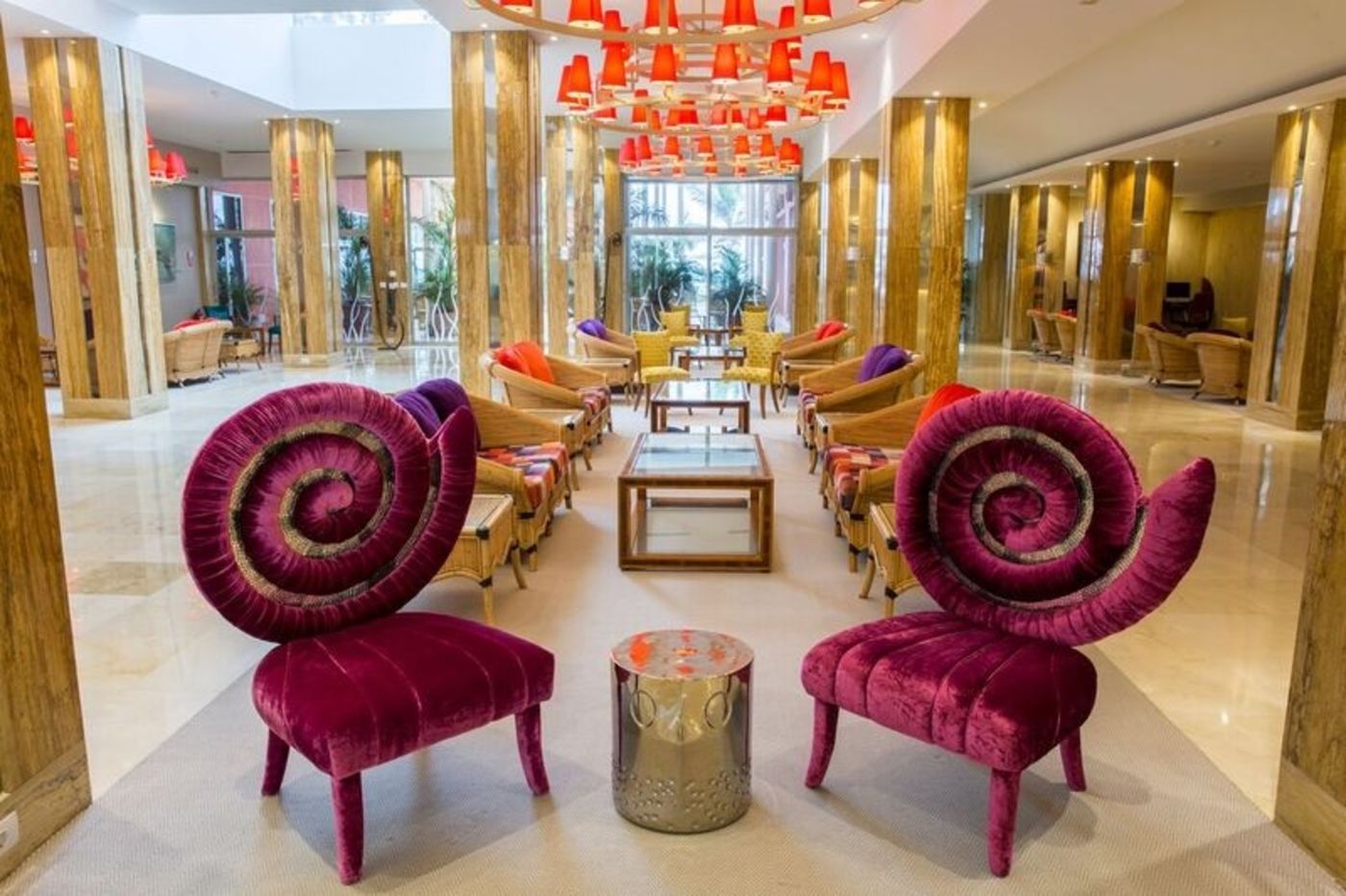 Bull-Reina-Isabel---Spa-Lobby-37