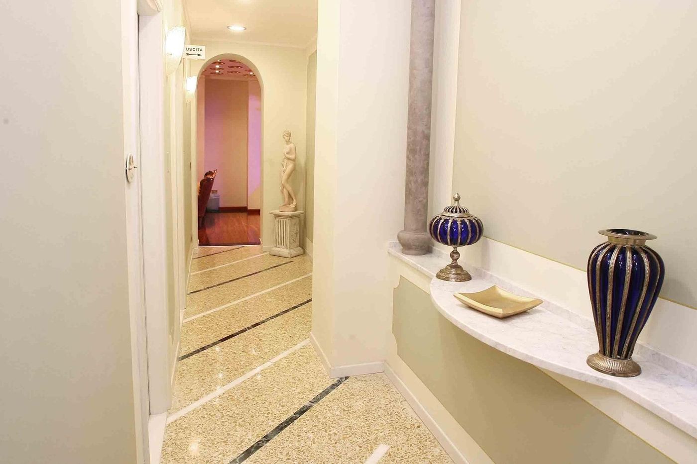 Bed and Breakfast La Terrazza-Italy-BRESCIA -Lobby-9