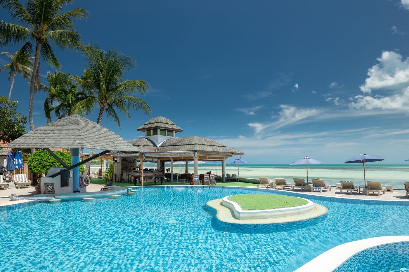 Chaba-Cabana-Beach-Resort---Spa-Pool-3