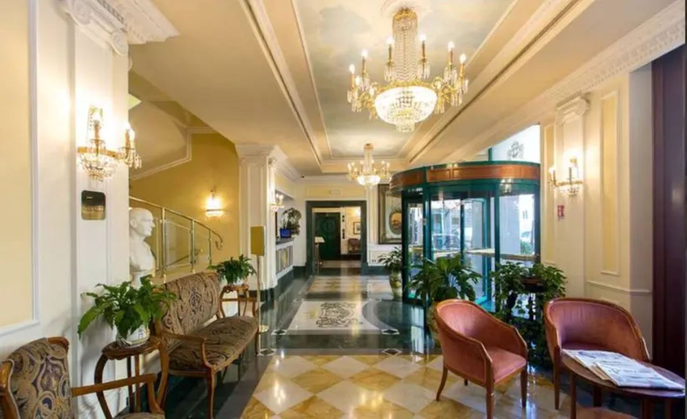 Mecenate-Palace-Lobby-10