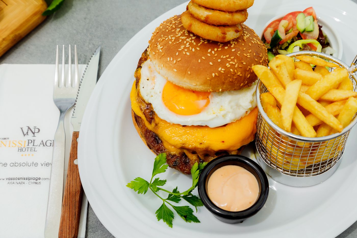 Vassos-Nissi-Plage-Restaurant-17