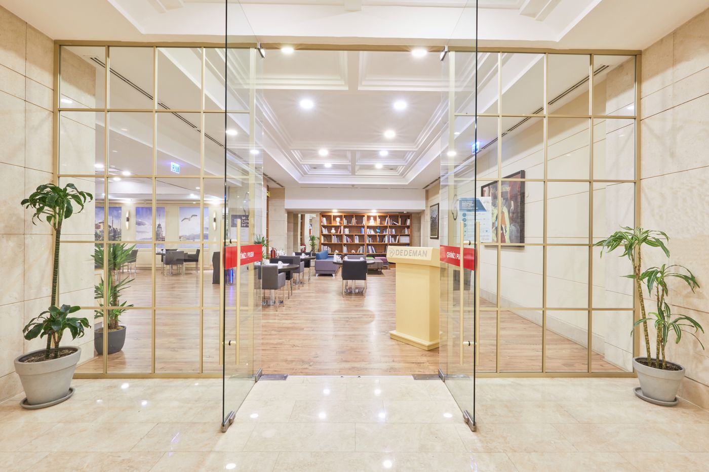 Dedeman-Istanbul-Restaurant-4