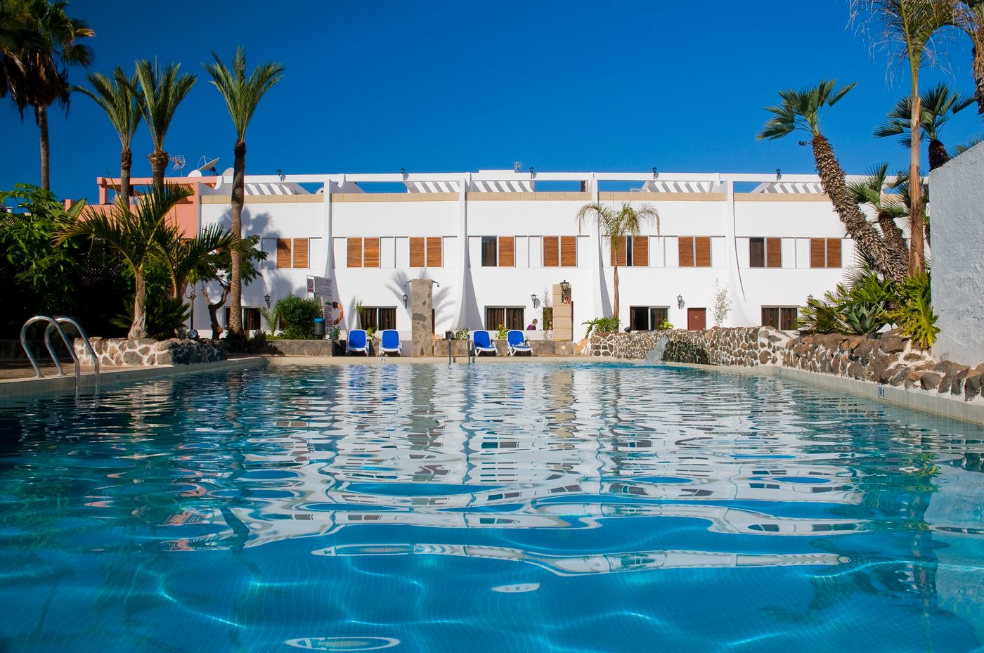 Las-Piramides-Resort-General-view-3