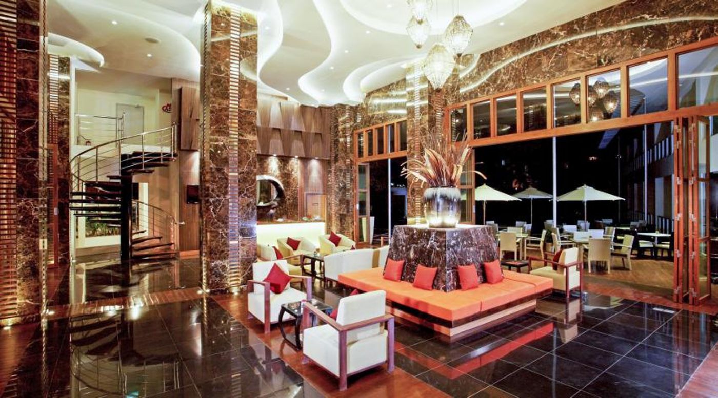 Centara Nova Hotel & Spa