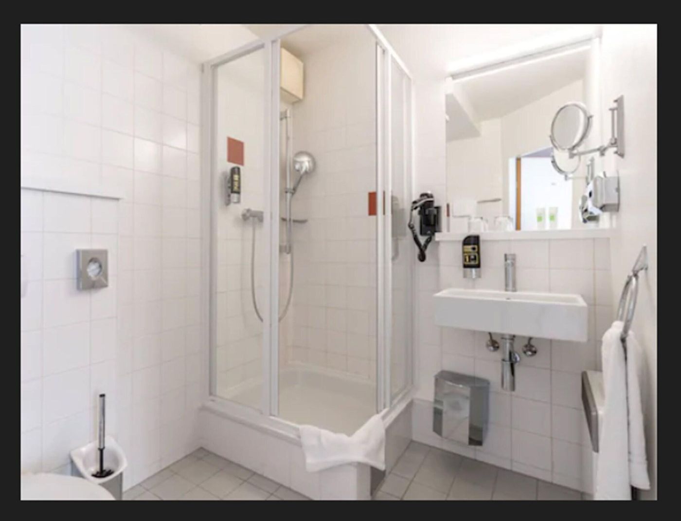 Azimut Hotel Wien - Austria - Vienna - Room - 7