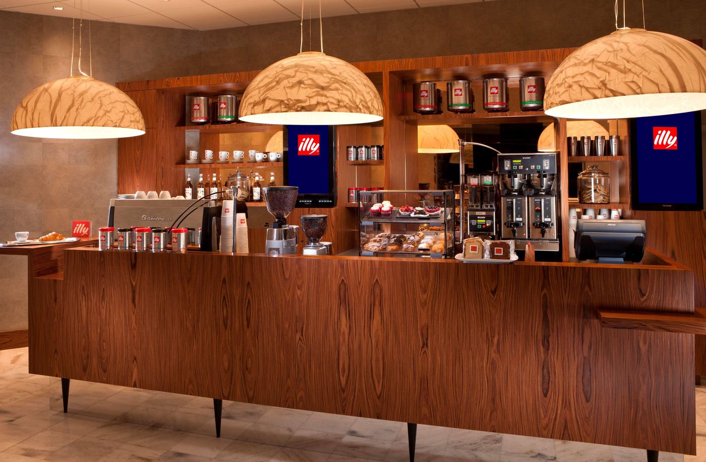 Millennium-Hilton-New-York-One-UN-Plaza-Restaurant-7