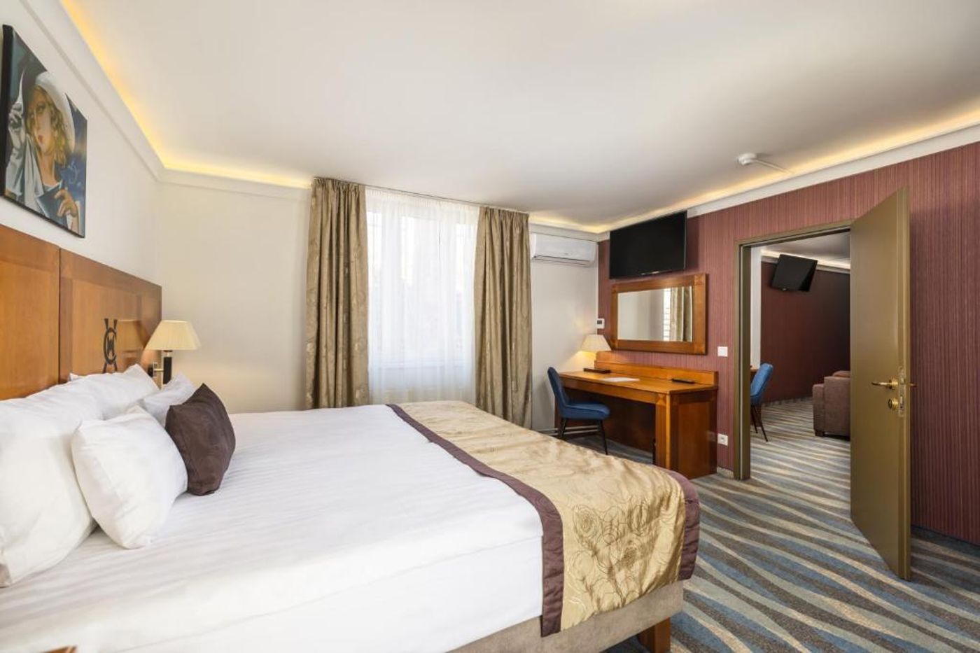 Carlton-Hotel-Buda-Castle-Room-25