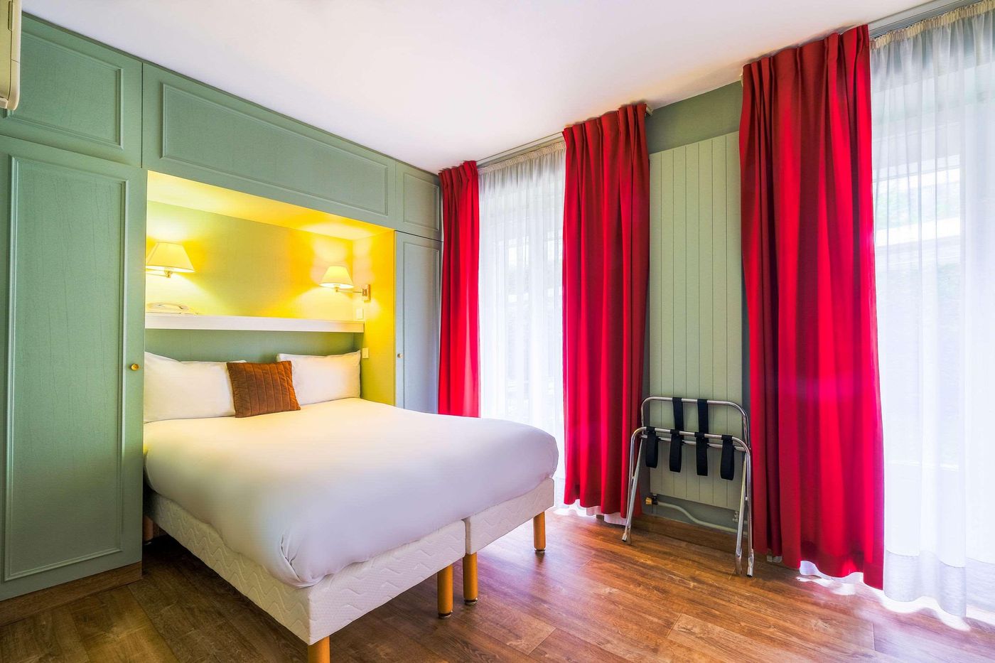 Abaca-Messidor-by-Happyculture-Room-21